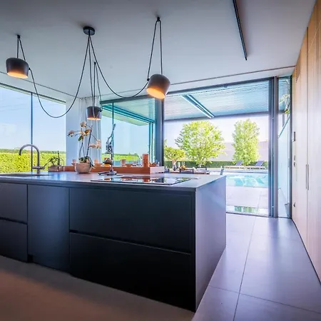 Luxury Rubin With Jacuzzi Pool Gym & Near Venice And Padua *