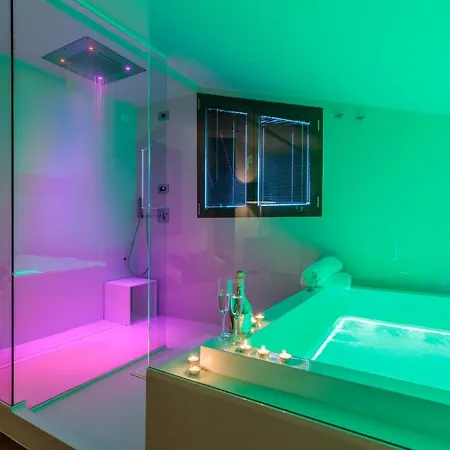 Villa Luxury Rubin With Jacuzzi Pool Gym & Near Venice And Padua Arzergrande